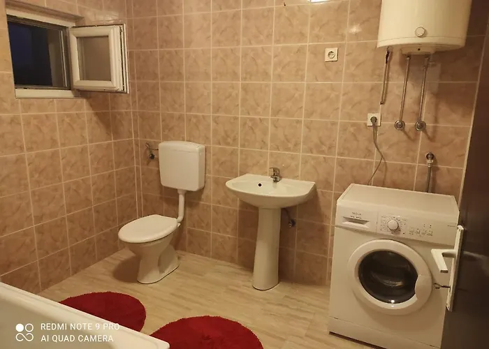 Meri Rum i privatbostad Bihać